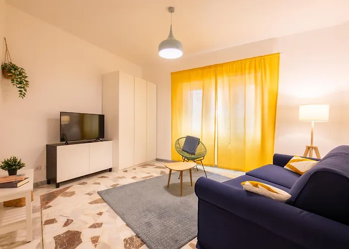 Flower Apartment *